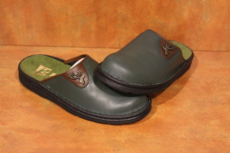 Chaussons en cuir avec motif, vert fonc&eacute;