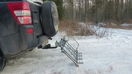 Hecktr&auml;ger verzinkt mit Schnellkupplung abklappbar