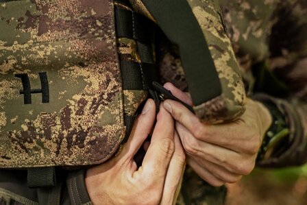 Härkila Deer Stalker camo verrekijker harnas