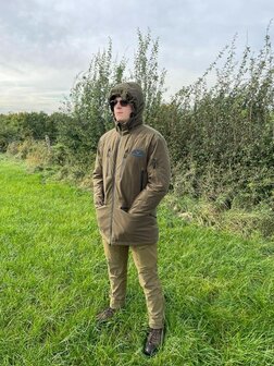 VENATORIX Beheizte Jacke Gr&uuml;n &#039;Pirsch&#039; Unisex + Powerbank