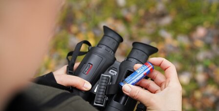 Hikmicro Habrok HQ35LN Warmtebeeld en Dag/Nachtzicht Binocular (940nm)