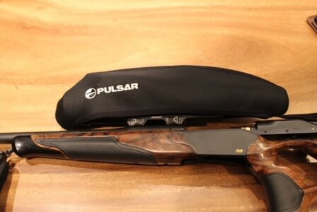 Pulsar neoprene Rifle scope cover XL