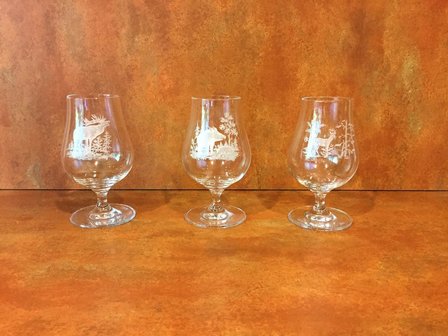 Obst-Whiskey Glasses