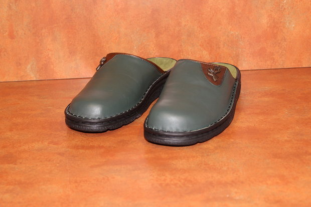 Chaussons en cuir avec motif, vert foncé