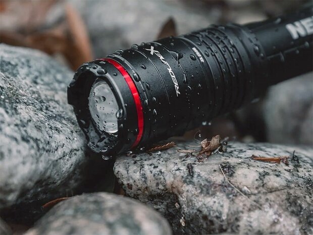 NEBO Redline X 1800 Lumen Lamp Rechargeable + Redline Holster worth €14,95