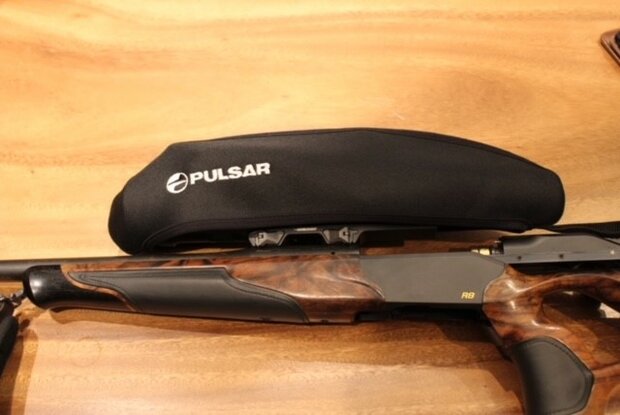 Pulsar neoprene Rifle scope cover XL