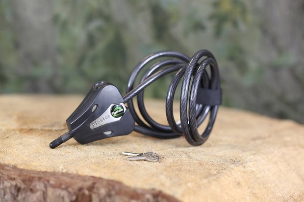 Sturdy cable lock with 2 keys - Master Lock Python