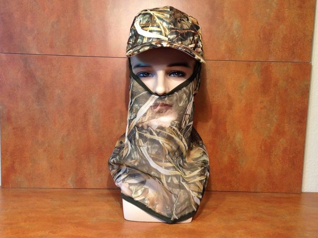 Cap with face camouflage / face mask Reed