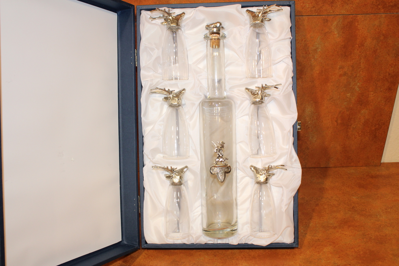Manoeuvreren binnenvallen diepvries 6 Kristal Glazen met fles meest gebruikt voor Grappa drank - Waidmann |  Jachtwinkel voor jacht-, outdoor- en hondenartikelen