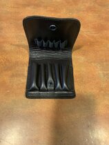 Leder kogelpatronen mapje, 2 Hagelpatronen, 3 Kogelpatronen, 5 Magnum / .22 - Waidmann Leder kogelpatronen mapje, 2 Hagelpatronen, 3 Kogelpatronen, 5 Magnum / .22 - Waidmann